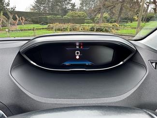 2022 Peugeot 3008 - Thumbnail