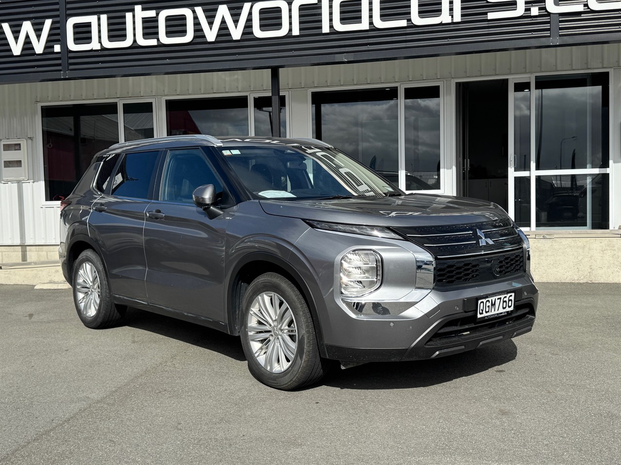 2023 Mitsubishi Outlander