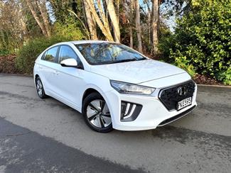 2022 Hyundai Ioniq - Thumbnail