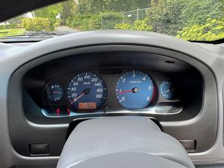 2009 Nissan Navara - Thumbnail