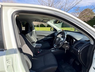 2020 Mitsubishi ASX - Thumbnail