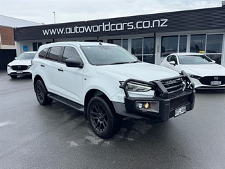 2021 Isuzu MU-X - Thumbnail