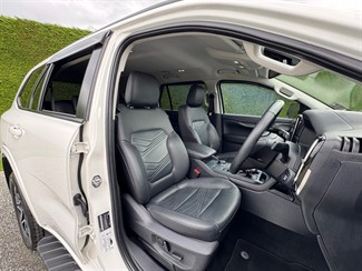 2023 Ford Everest - Thumbnail