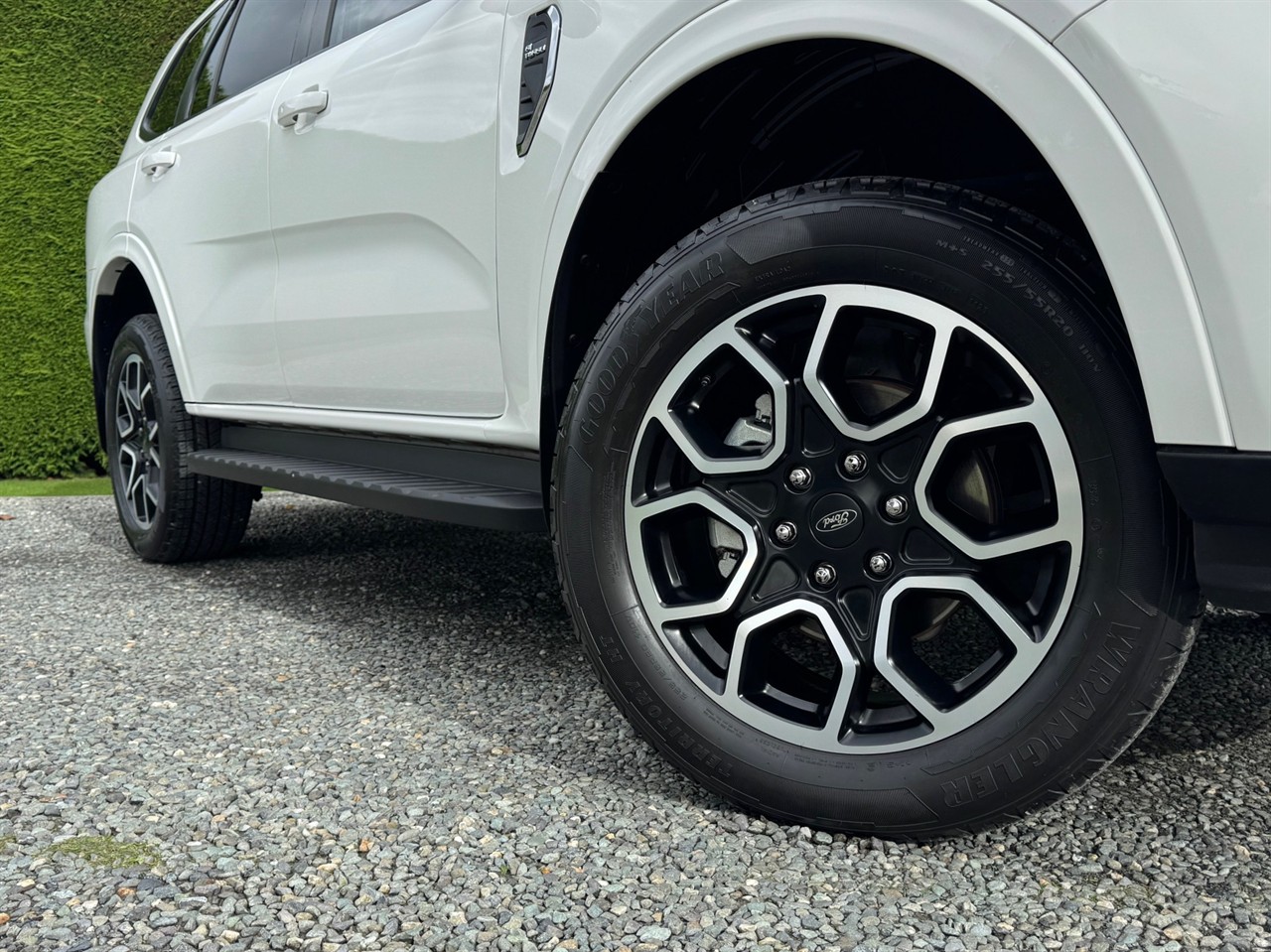 2023 Ford Everest