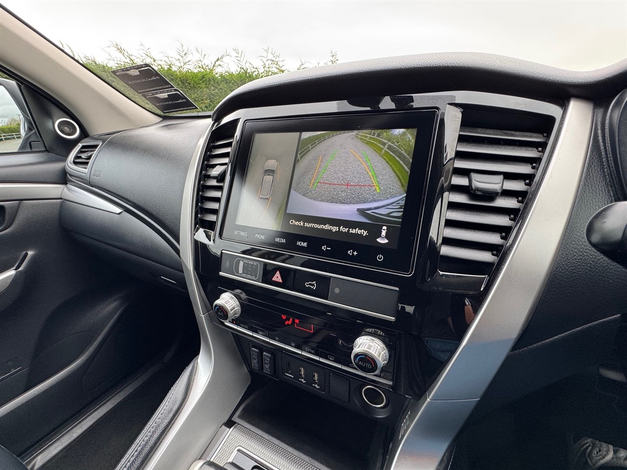 2022 Mitsubishi Pajero Sport