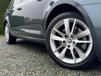 2020 Skoda Octavia - Thumbnail