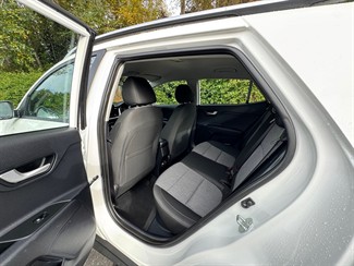 2023 KIA Stonic - Thumbnail