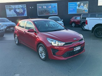 2020 Kia Rio - Thumbnail