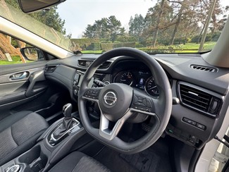 2022 Nissan X-Trail - Thumbnail