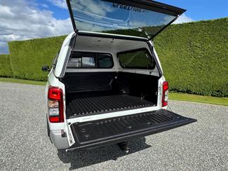 2019 Mitsubishi Triton - Thumbnail