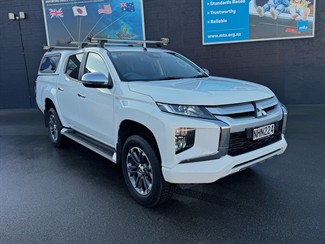 2021 Mitsubishi Triton - Thumbnail