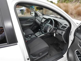 2017 Mitsubishi Triton - Thumbnail
