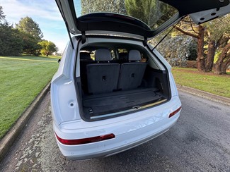 2016 Audi Q7 - Thumbnail