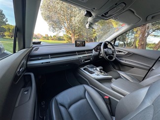 2016 Audi Q7 - Thumbnail