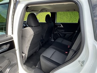 2022 Mitsubishi Outlander - Thumbnail