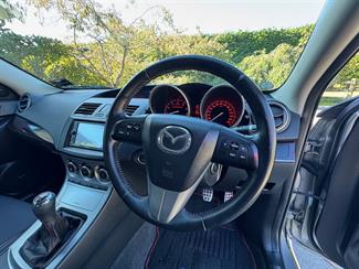 2010 Mazda Axela - Thumbnail
