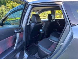 2010 Mazda Axela - Thumbnail