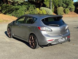 2010 Mazda Axela - Thumbnail
