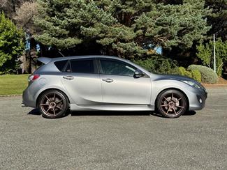 2010 Mazda Axela - Thumbnail