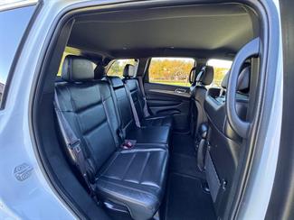 2022 JEEP Grand Cherokee - Thumbnail