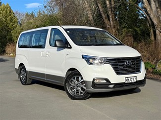 2019 Hyundai iMax - Thumbnail