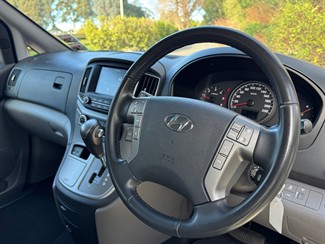 2019 Hyundai iMax - Thumbnail