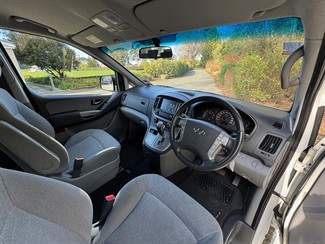 2019 Hyundai iMax - Thumbnail