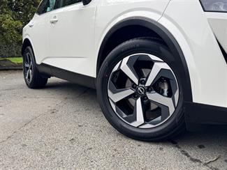 2023 Nissan Qashqai - Thumbnail