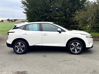 2023 Nissan Qashqai - Thumbnail