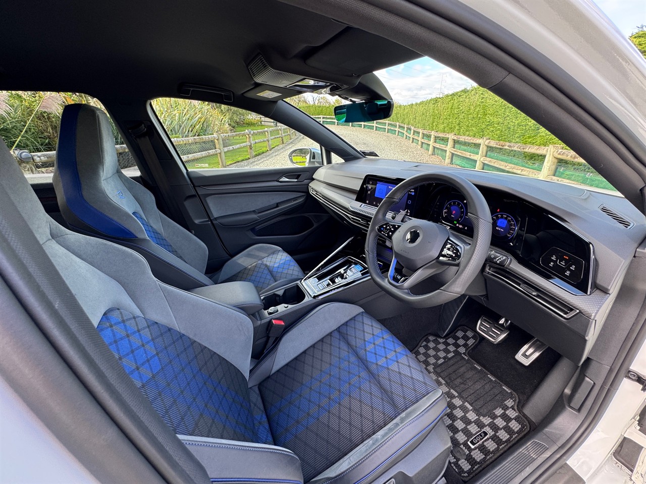 2022 Volkswagen Golf R