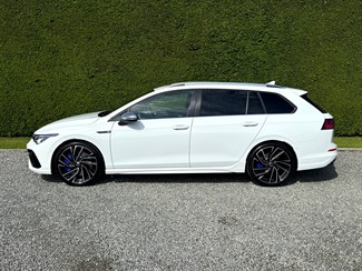 2022 Volkswagen Golf R - Thumbnail