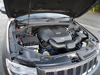 2017 JEEP Grand Cherokee - Thumbnail