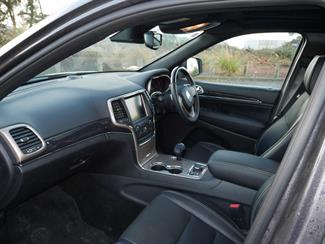 2017 JEEP Grand Cherokee - Thumbnail