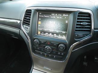 2017 JEEP Grand Cherokee - Thumbnail