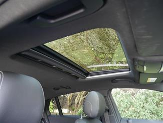 2019 Mercedes-Benz GLC 250 - Thumbnail