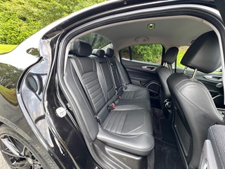 2018 Alfa Romeo Giulia - Thumbnail