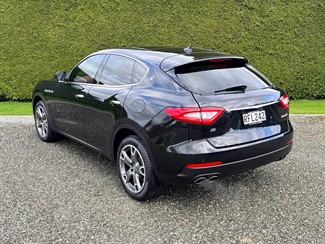 2020 Maserati Levante - Thumbnail