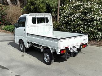 2023 Daihatsu Hijet - Thumbnail