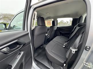 2024 Isuzu D-Max - Thumbnail