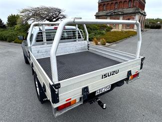 2024 Isuzu D-Max - Thumbnail