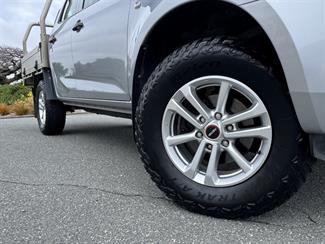 2024 Isuzu D-Max - Thumbnail