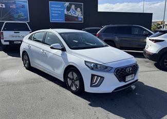 2022 Hyundai Ioniq - Thumbnail