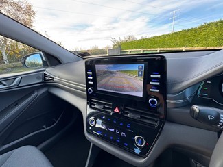2022 Hyundai Ioniq - Thumbnail