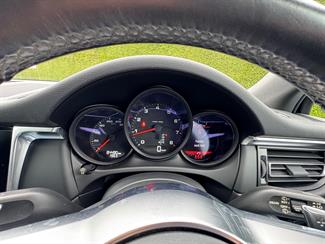 2019 Porsche Macan - Thumbnail