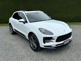 2019 Porsche Macan - Thumbnail