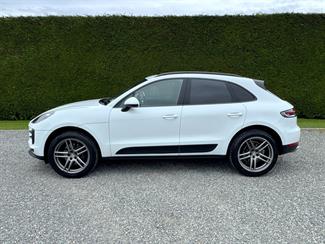 2019 Porsche Macan - Thumbnail