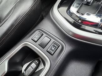 2021 Nissan Navara - Thumbnail