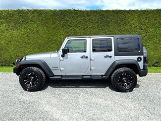 2016 Jeep Wrangler - Thumbnail