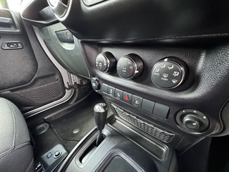 2016 Jeep Wrangler - Thumbnail