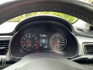 2020 KIA RIO - Thumbnail